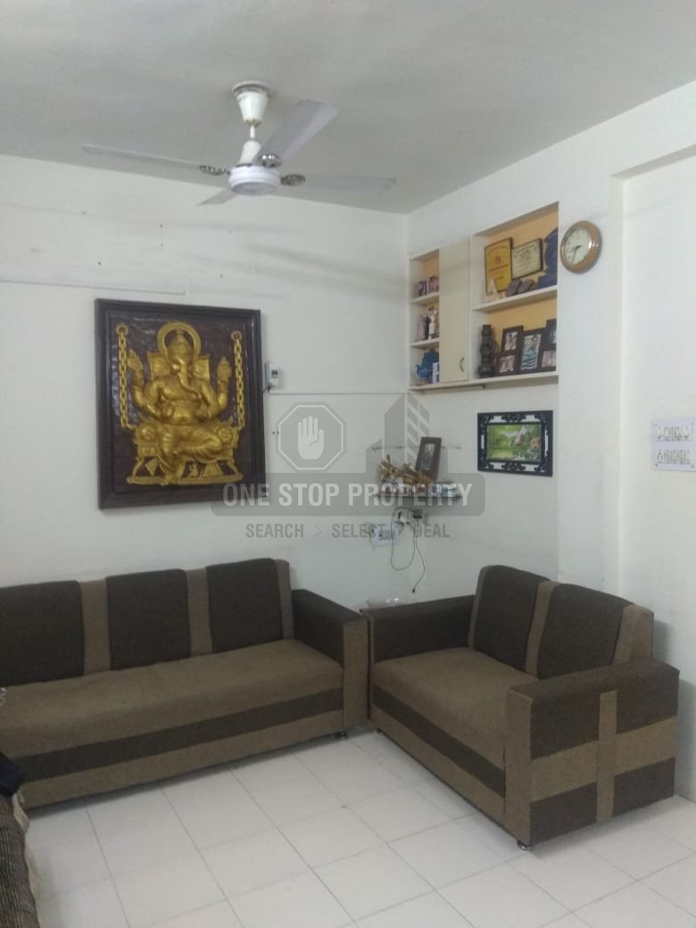 FlatApartment for Rent in Surel Apartment Bodakdev, Ahmedabad