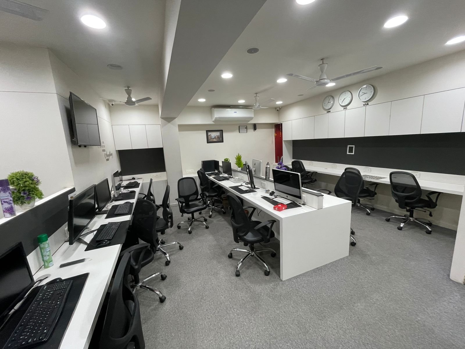 I Square Corporate Park