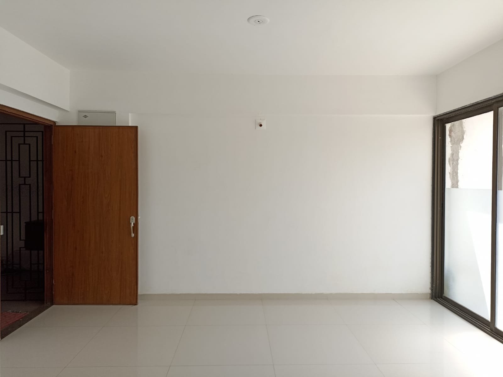 FlatApartment for Rent in Vraj Residency 3 Shilaj, Ahmedabad